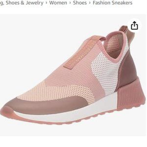 SAM EDELMAN Dania Pink Slip On Sneakers